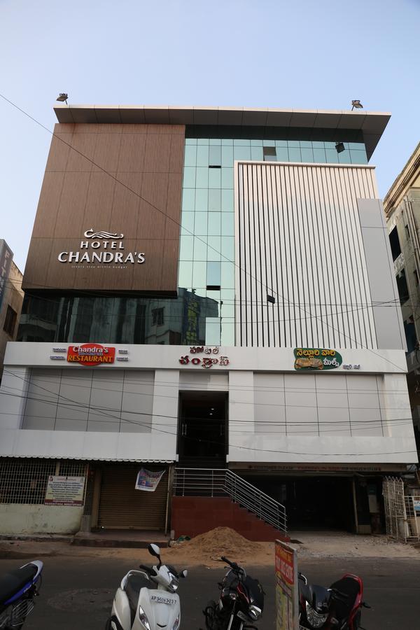 Hotel Chandra'S 비사카파트남 외부 사진